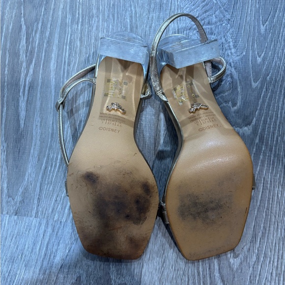 Disney aldo high heels size 7 - Picture 4 of 4